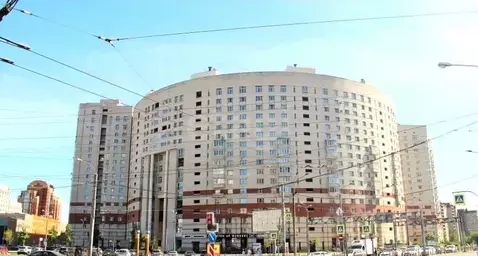 3-к кв. Санкт-Петербург Комендантская пл., 8 (116.8 м)