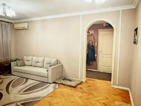 Продается 3-комнатная квартира