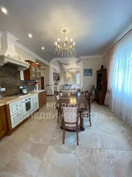 Дом в Оренбургская область, Оренбург ул. Донская, 10 (286 м)