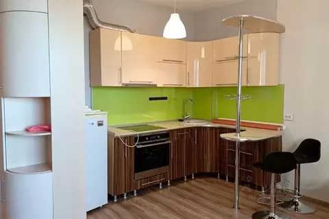 Студия Волгоградская область, Волгоград ул. Малиновского, 10 (32.0 м)