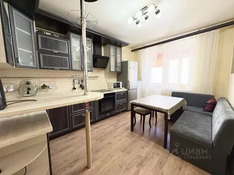 2-к кв. Московская область, Красногорск бул. Ильинский, 8 (70.0 м)