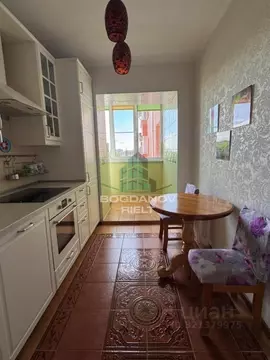 3-к кв. Омская область, Омск ул. Герцена, 270 (80.0 м)