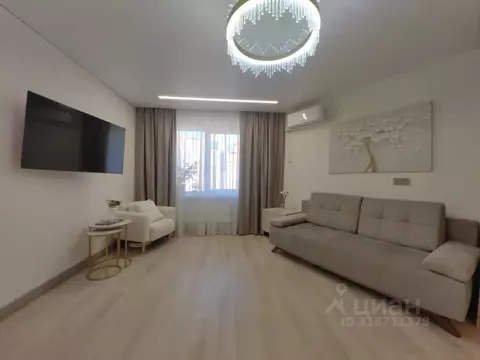 2-к кв. Волгоградская область, Волгоград ул. Хиросимы, 4 (80.0 м)