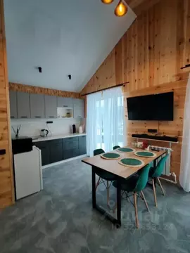 Дом в Пермский край, Губахинский муниципальный округ, Усьва рп ул. ...