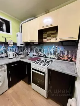 3-к кв. Санкт-Петербург ул. Орджоникидзе, 15 (55.0 м)