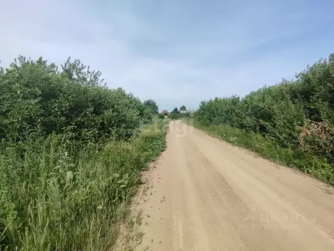 Участок в Свердловская область, Тугулым пгт ул. Осенняя (16.83 сот.)