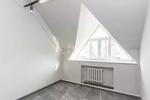 Офис в Тюменская область, Тюмень ул. Монтажников, 1/4 (13 м)