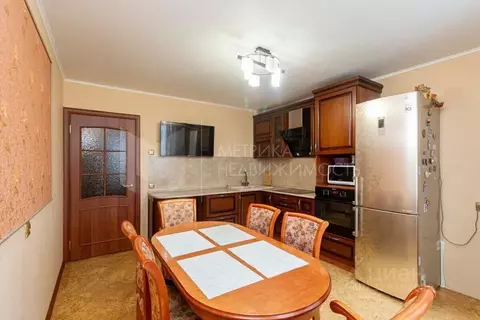 2-к кв. Тюменская область, Тюмень Широтная ул., 100к4 (66.7 м)