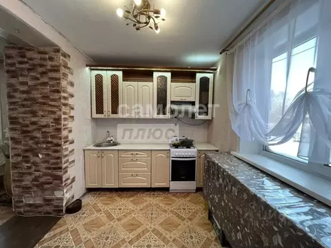 Дом в Алтайский край, Бийский район, с. Малоенисейское ул. Строителей, ...
