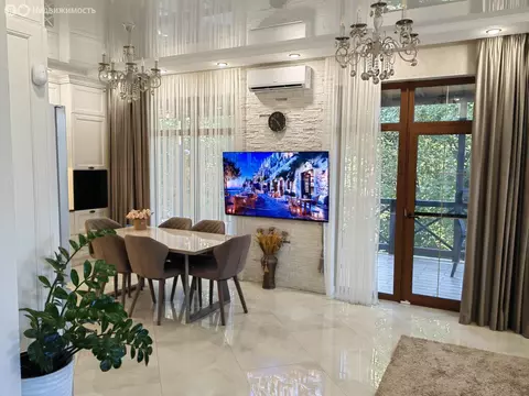 Дом в Краснодарский край, Геленджик (202 м)