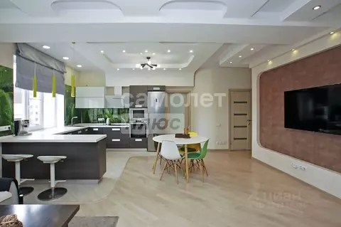 3-к кв. Омская область, Омск ул. 10 лет Октября, 70 (127.0 м)