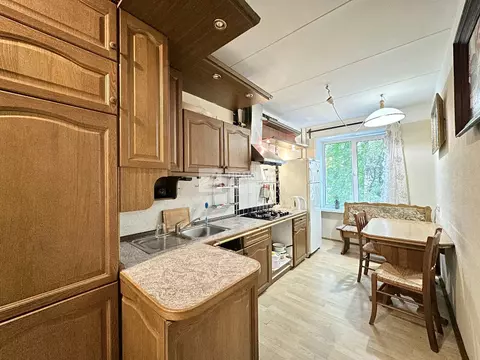 Продается 3-комнатная квартира