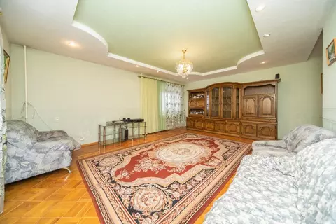 3-к кв. Пермский край, Пермь бул. Гагарина, 44 (120.0 м)