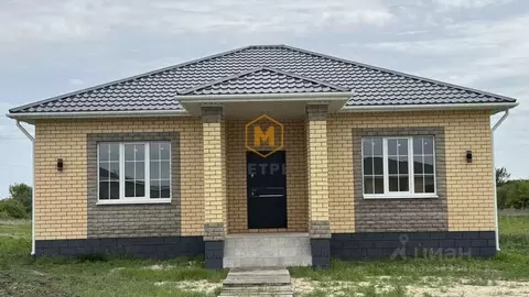 Дом в Белгородская область, Яковлевский муниципальный округ, Красный ...