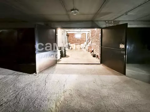 Гараж в Кемеровская область, Кемерово ул. Марковцева, 19 (20 м)