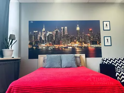 Студия Пермский край, Пермь Екатерининская ул., 122 (42.0 м)