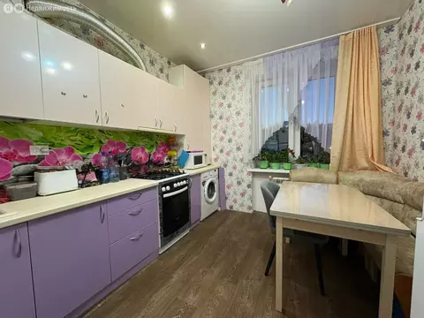 2-комнатная квартира: Киров, Садаковская улица, 2 (52.7 м)