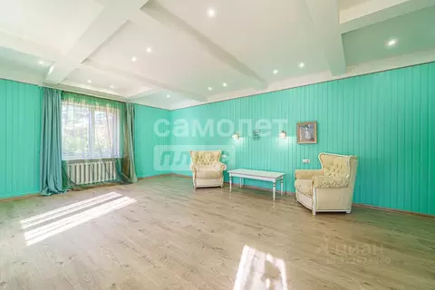 Дом в Пермский край, Пермь ул. 10-я Линия, 18 (887 м)