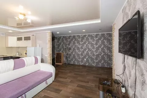 2-к кв. Тюменская область, Тюмень ул. Самарцева, 30 (67.7 м)