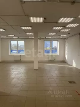 Помещение свободного назначения в Пермский край, Пермь Уинская ул., 43 ...