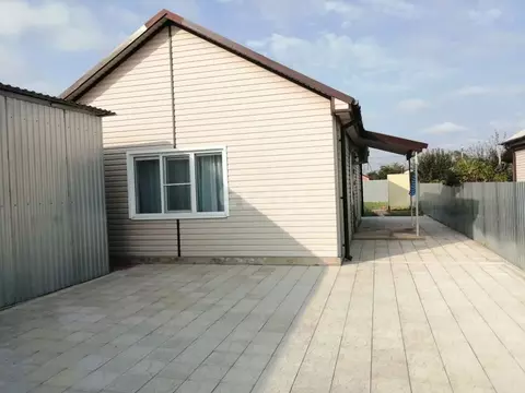 Дом в Краснодарский край, Ейское городское поселение, пос. ...
