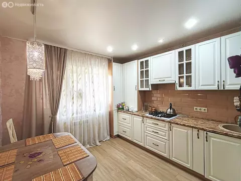 3-комнатная квартира: Рыбинск, улица Черняховского, 6 (56 м)