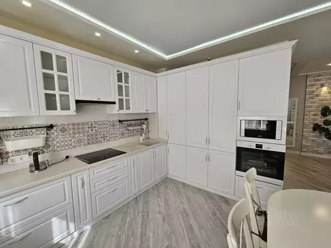 2-к кв. Астраханская область, Астрахань ул. Латышева, 3К (87.0 м)