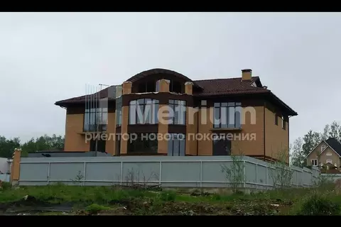 Продается дом в КП Клубничные поля