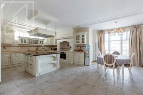 4-к кв. Москва Крылатская ул., 45К1 (210.0 м)