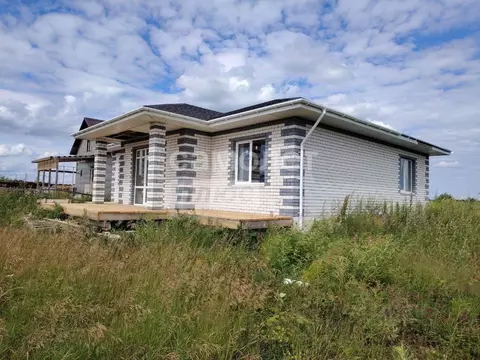 Дом в Тюменская область, Тюменский район, с. Перевалово, Раздолье мкр  ...