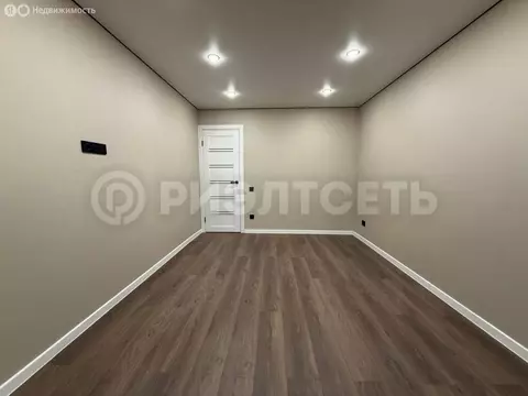 2-комнатная квартира: Мурманск, улица Алексея Хлобыстова, 30 (42 м)