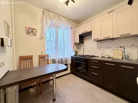 2-комнатная квартира: Сергиев Посад, Октябрьская улица, 1 (41.1 м)