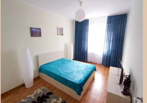 2-к кв. Красноярский край, Красноярск Парусная ул., 10 (70.0 м)