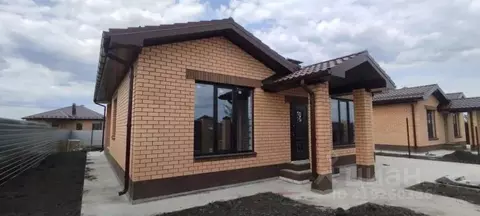 Дом в Воронежская область, Новоусманский район, Отрадненское с/пос, с. ...