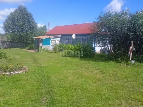 Дом в Башкортостан, Альшеевский район, с. Нижнее Аврюзово ул. Ленина, ...