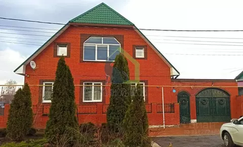 Коттедж в Самарская область, Сызрань Гаражная ул. (278 м)