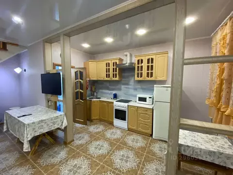 Дом в Башкортостан, Абзелиловский район, Ташбулатовский сельсовет, с. ...