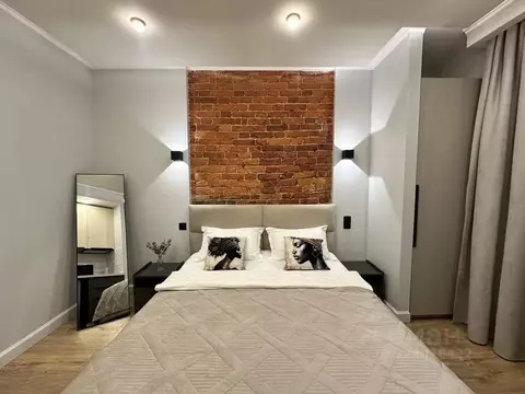 Комната Санкт-Петербург Большая Конюшенная ул., 1