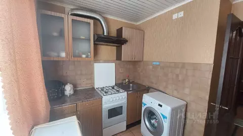 2-к кв. Брянская область, Брянск ул. Есенина, 8 (52.0 м)