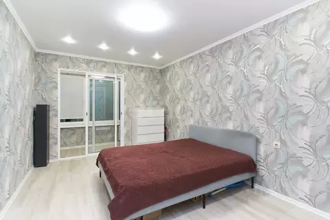 3-к кв. Тюменская область, Тюмень ул. 50 лет Октября, 57Бк1 (101.8 м)