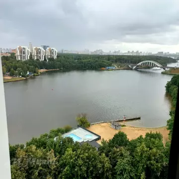 Продается 2-комнатная квартира