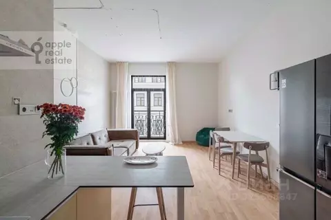 2-к кв. Москва Софийская наб., 34 (73.0 м)