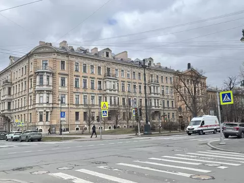 Комната Санкт-Петербург 4-я Васильевского острова линия, 5 (26.6 м)