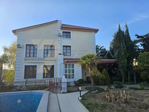 Дом в Севастополь ул. Коралловая, 5 (445 м)