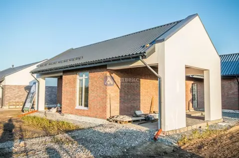 Дом в Тюменская область, Тюменский муниципальный округ, с. Каменка, ...