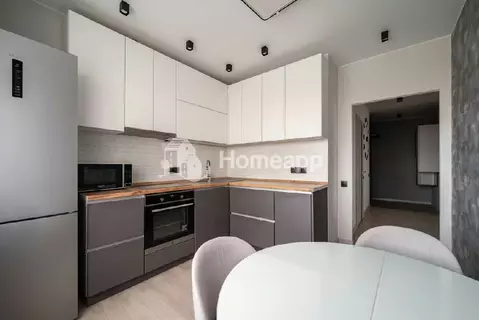 Продается 2-комнатная квартира