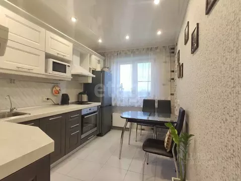 2-к кв. Тюменская область, Тюмень ул. Западносибирская, 14 (51.0 м)