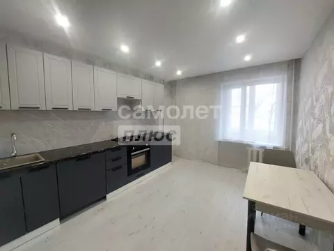 3-к кв. Рязанская область, Рязань ул. Бирюзова, 1к7 (76.0 м)