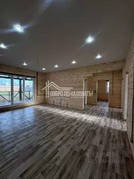 Дом в Хакасия, Усть-Абаканский район, пос. Тепличный  (159 м)