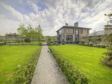 Дом в Московская область, Одинцовский городской округ, д. ...